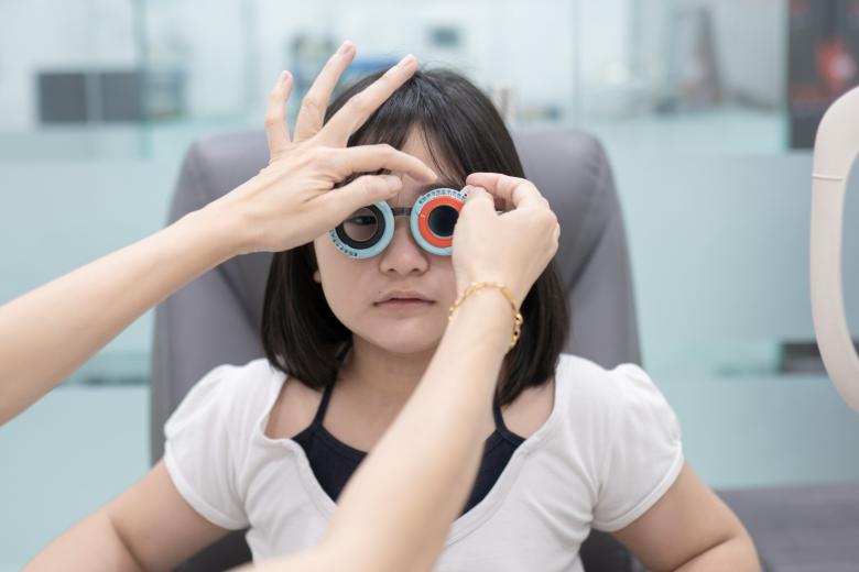  ​As screen time shot up with more time spent indoors, more children started to have myopia or found their condition worsening, say eye-care professionals and doctors. PHOTO ISTOCKPHOTO